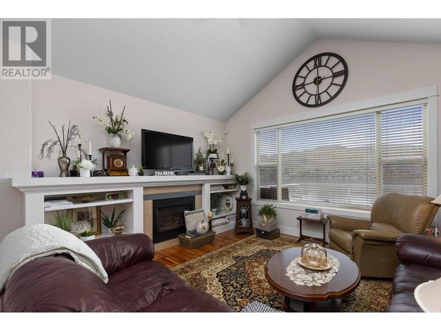 12 - 7760 Okanagan Landing Rd, House detached with 4 bedrooms, 3 bathrooms and 2 parking in Vernon BC | Image 12