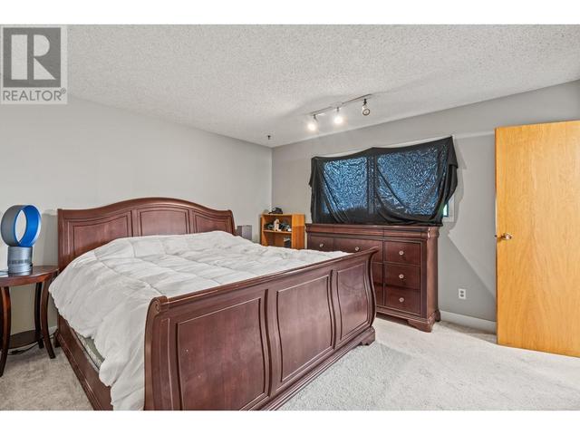 2912 Heritage Place, House detached with 4 bedrooms, 2 bathrooms and 4 parking in Vernon BC | Image 20