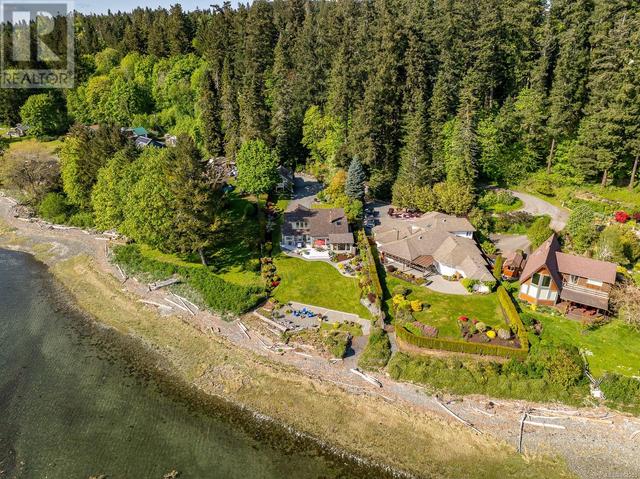 2327 Comox Ave, House detached with 5 bedrooms, 5 bathrooms and 10 parking in Comox BC | Image 93