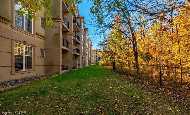 207 - 2075 appleby Appleby Line, House attached with 2 bedrooms, 1 bathrooms and 1 parking in Burlington ON | Image 27