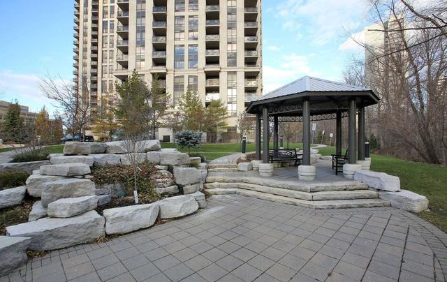 2201 - 133 Wynford Dr, Condo with 2 bedrooms, 2 bathrooms and 1 parking in Toronto ON | Image 8
