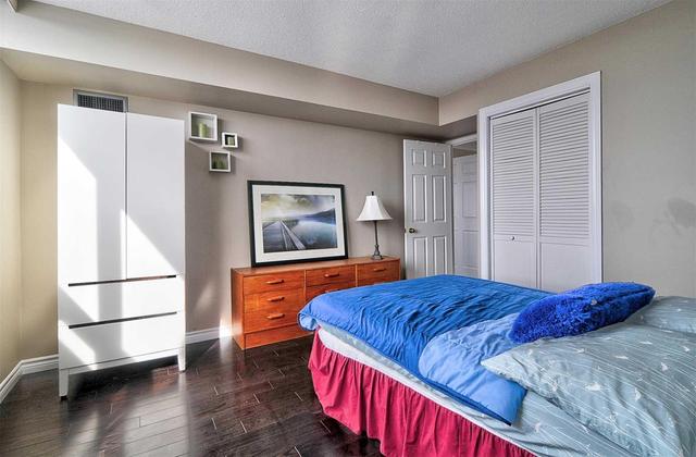 1004 - 320 Mill St S, Condo with 2 bedrooms, 2 bathrooms and 1 parking in Brampton ON | Image 9