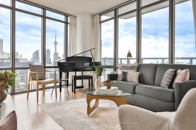 3410 - 832 Bay St, Condo with 3 bedrooms, 2 bathrooms and 1 parking in Toronto ON | Image 38