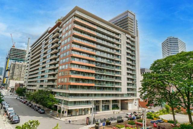 1909 - 111 Elizabeth St, Condo with 2 bedrooms, 2 bathrooms and 1 parking in Toronto ON | Image 1