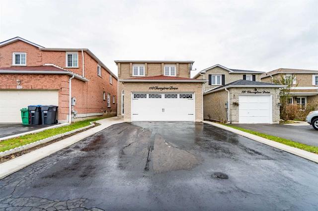 118 Cherrytree Dr, House detached with 3 bedrooms, 4 bathrooms and 6 parking in Brampton ON | Image 1