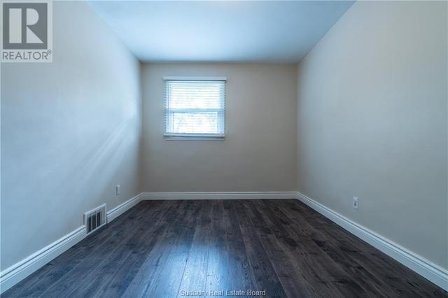 UNIT - 184 Orell Street Unit# 2 (Upper, Condo with 3 bedrooms, 1 bathrooms and null parking in Greater Sudbury ON | Image 9