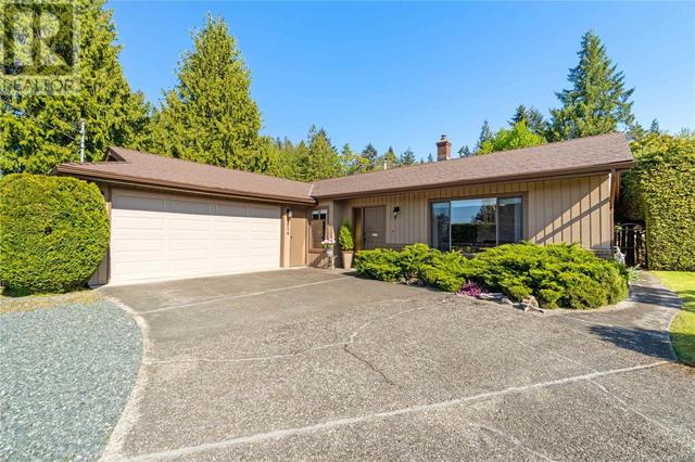 834 Sonora Pl, House detached with 3 bedrooms, 2 bathrooms and 4 parking in Qualicum Beach BC | Image 42