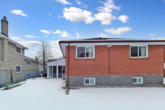 30 Kathrose Dr, House detached with 3 bedrooms, 2 bathrooms and 5 parking in Toronto ON | Image 22
