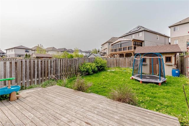 378 Parkvale Dr, House detached with 3 bedrooms, 2 bathrooms and 5 parking in Kitchener ON | Image 17
