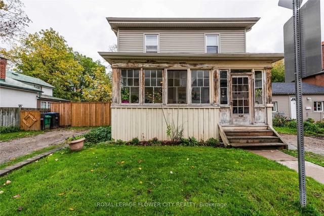 93 John St, House detached with 3 bedrooms, 1 bathrooms and 4 parking in Brampton ON | Image 1