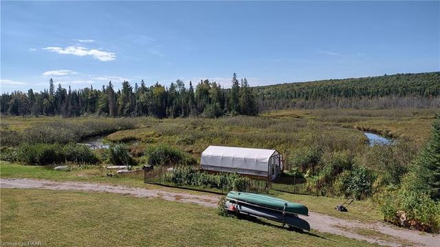 801 Highway 127, House detached with 2 bedrooms, 2 bathrooms and null parking in Hastings Highlands ON | Image 33