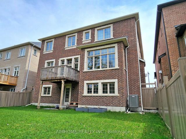 46 Bridgepointe Ct, House detached with 4 bedrooms, 4 bathrooms and 6 parking in Aurora ON | Image 33