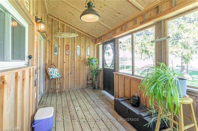 1614 1st Concession Rd, House detached with 2 bedrooms, 1 bathrooms and 6 parking in Norfolk County ON | Image 38