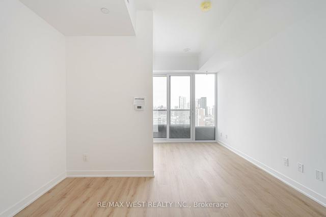 2609 - 319 Jarvis St, Condo with 0 bedrooms, 1 bathrooms and 0 parking in Toronto ON | Image 5