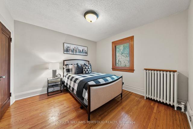 35 Belcourt Rd, House detached with 3 bedrooms, 2 bathrooms and 1 parking in Toronto ON | Image 7