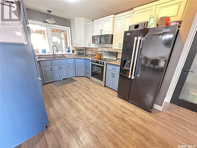 488 Willow Bay, House detached with 4 bedrooms, 3 bathrooms and null parking in Estevan SK | Image 11