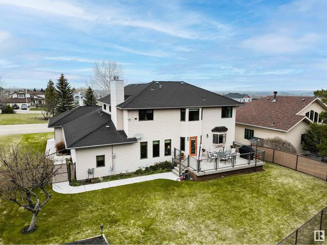 2 Celebrity Estates Dr, House detached with 6 bedrooms, 3 bathrooms and null parking in Drayton Valley AB | Image 7