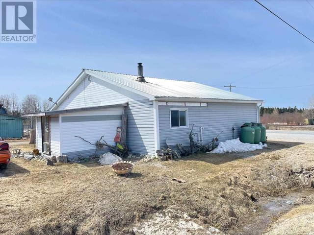 335 Highway 583, House detached with 3 bedrooms, 1 bathrooms and null parking in Cochrane, Unorganized, North Part ON | Image 2