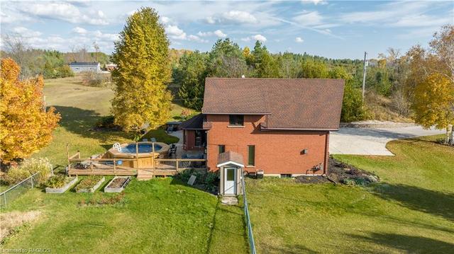 402043 Grey Road 4, House detached with 3 bedrooms, 2 bathrooms and 12 parking in West Grey ON | Image 30