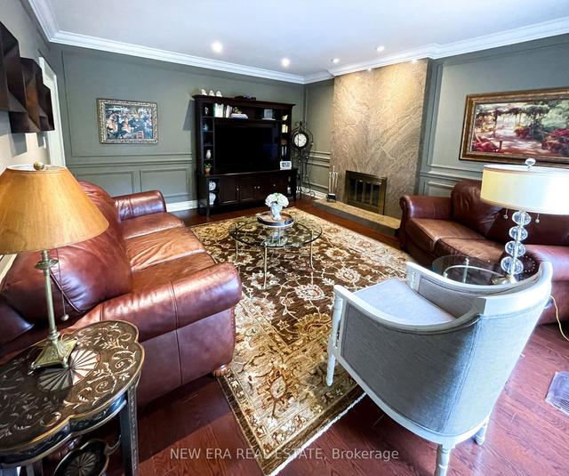 8 Orrell Ave, House detached with 4 bedrooms, 4 bathrooms and 6 parking in Toronto ON | Image 7