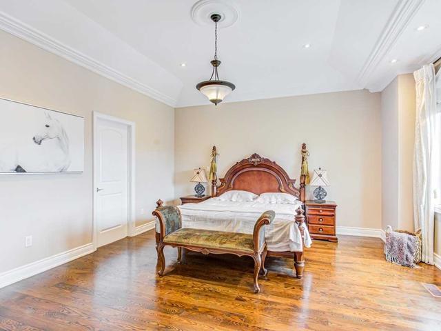 318 Douglas Ave, House detached with 4 bedrooms, 4 bathrooms and 6 parking in Toronto ON | Image 8