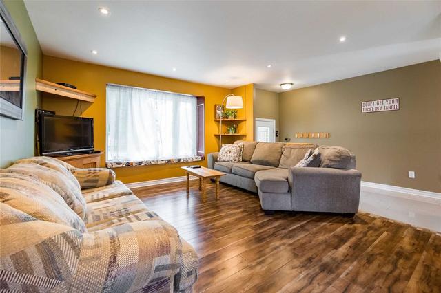 6089 Starfield Cres, House detached with 3 bedrooms, 4 bathrooms and 6 parking in Mississauga ON | Image 7