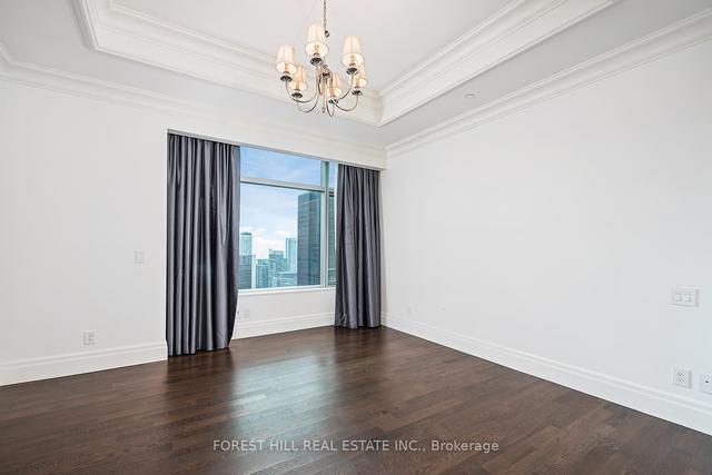 4404 - 311 Bay St, Condo with 2 bedrooms, 2 bathrooms and 1 parking in Toronto ON | Image 19