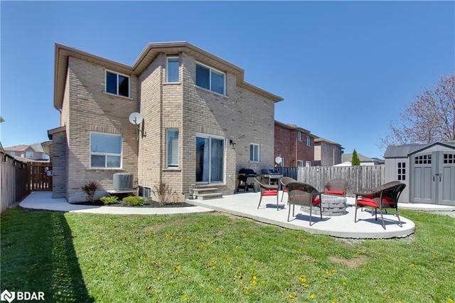 19 Sherwood Crt, House detached with 3 bedrooms, 2 bathrooms and 6 parking in Barrie ON | Image 4