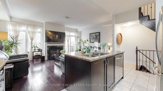18 - 3350 Thomas St, Townhouse with 3 bedrooms, 4 bathrooms and 2 parking in Mississauga ON | Image 4