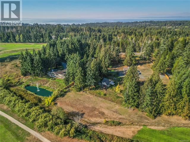 346/370 Nenzel Rd, House detached with 6 bedrooms, 5 bathrooms and 10 parking in Qualicum Beach BC | Image 42
