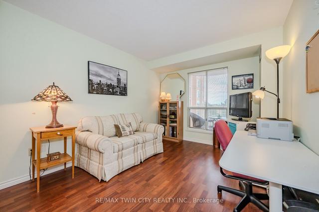 409 - 1414 King St E, Condo with 3 bedrooms, 1 bathrooms and 2 parking in Kitchener ON | Image 6