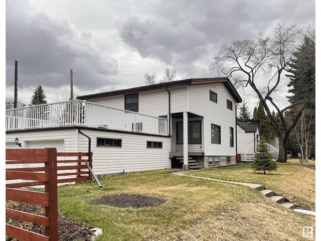 11302 58 St Nw, House detached with 3 bedrooms, 2 bathrooms and null parking in Edmonton AB | Image 1