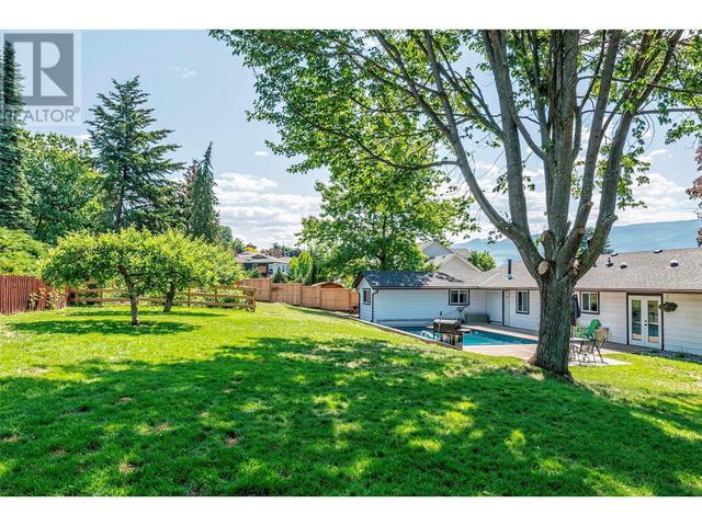 45 Fairmont Pl, House detached with 5 bedrooms, 4 bathrooms and 8 parking in Coldstream BC | Image 31