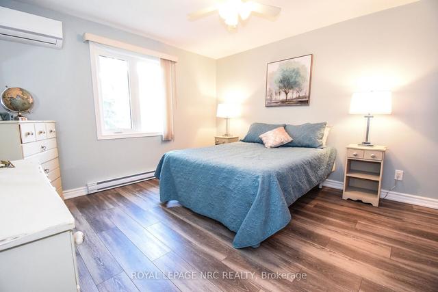 4 - 23 Nova Cres, Condo with 2 bedrooms, 1 bathrooms and 1 parking in Welland ON | Image 5