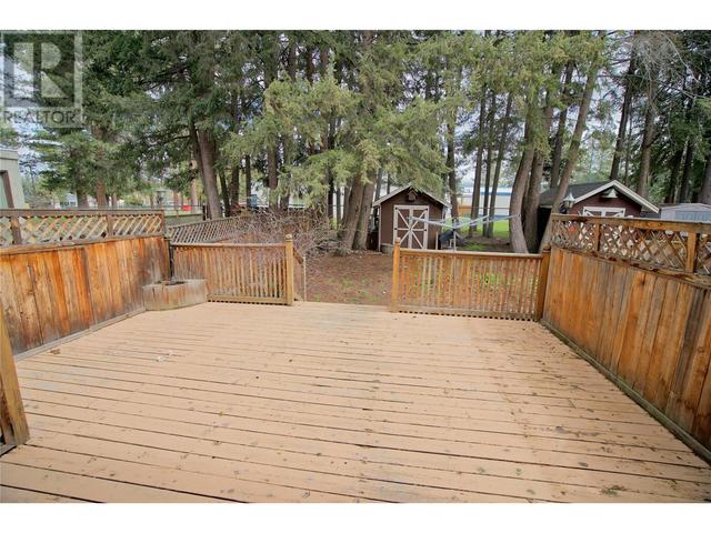 105 Ridgewood Dr, House attached with 4 bedrooms, 1 bathrooms and 2 parking in Princeton BC | Image 15