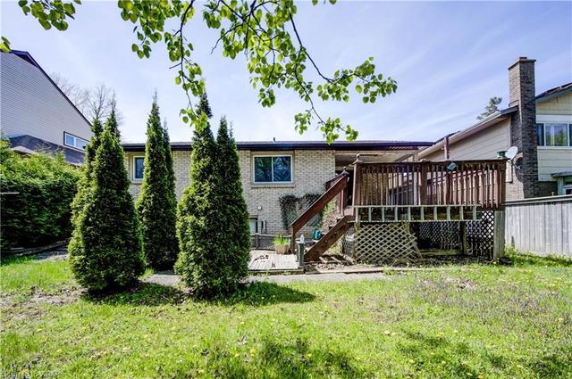 120 Westheights Dr, House detached with 4 bedrooms, 2 bathrooms and 4 parking in Kitchener ON | Image 15