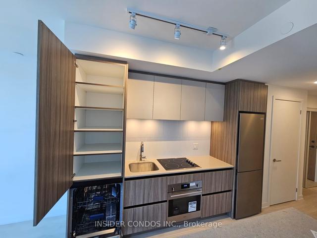 1412 - 7950 Bathurst St, Condo with 1 bedrooms, 1 bathrooms and 1 parking in Vaughan ON | Image 12