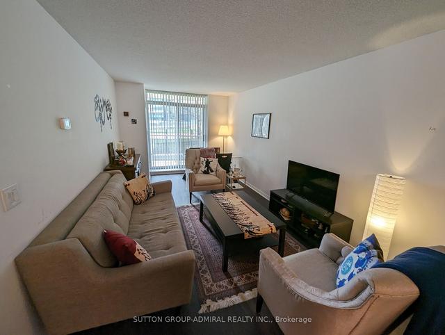 207 - 73 King William Cres, Condo with 1 bedrooms, 1 bathrooms and 0 parking in Richmond Hill ON | Image 4