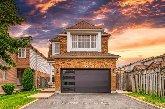 104 Larkspur Rd, House detached with 4 bedrooms, 4 bathrooms and 4 parking in Brampton ON | Image 1