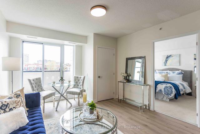 120 - 1 Falaise Rd, Condo with 2 bedrooms, 2 bathrooms and 1 parking in Toronto ON | Image 2