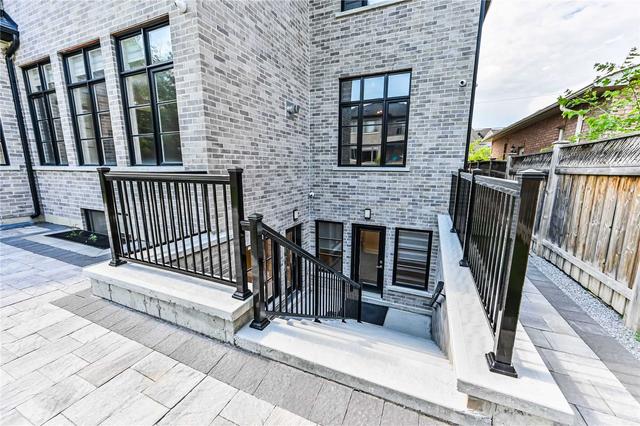 115 Edgar Ave, House detached with 4 bedrooms, 7 bathrooms and 10 parking in Richmond Hill ON | Image 32
