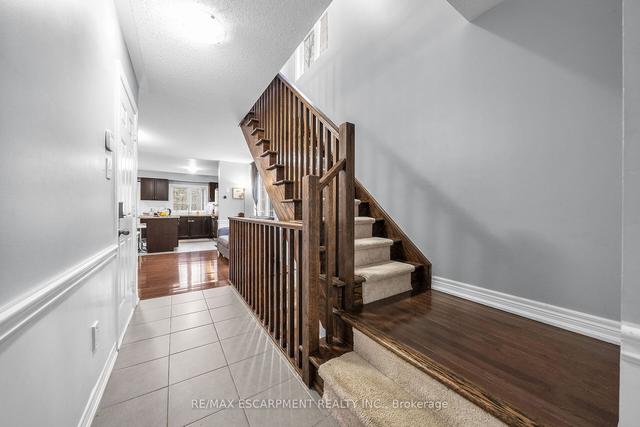 35 - 233 Duskywing Way, Townhouse with 3 bedrooms, 4 bathrooms and 2 parking in Oakville ON | Image 11
