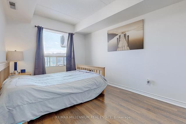 315 - 160 Wellington St E, Condo with 2 bedrooms, 2 bathrooms and 1 parking in Aurora ON | Image 11