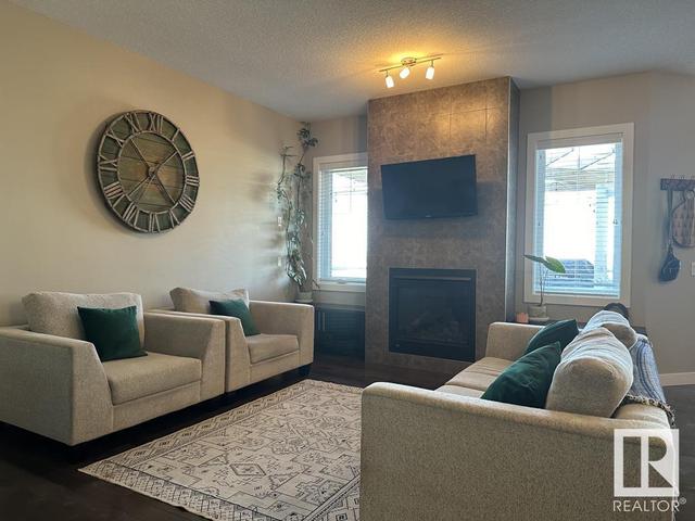 3037 Carpenter Ld Sw, House detached with 3 bedrooms, 2 bathrooms and 4 parking in Edmonton AB | Image 11