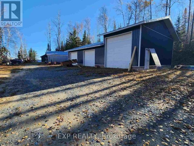 221 Watabeag Lake Rd, House detached with 3 bedrooms, 1 bathrooms and 10 parking in Cochrane, Unorganized, South West Part ON | Image 9