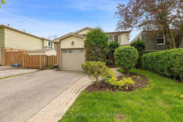 27 Castle Rock Dr, House detached with 3 bedrooms, 3 bathrooms and 3 parking in Richmond Hill ON | Image 1