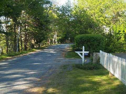 26 Shore Dr, Ns, House detached with 3 bedrooms, 2 bathrooms and 3 parking in Lunenburg MD NS | Image 2