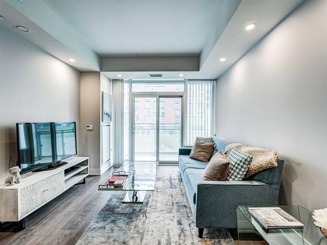 821 - 525 Adelaide St, Condo with 2 bedrooms, 2 bathrooms and 1 parking in Toronto ON | Image 16