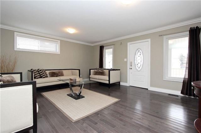 0 Oshawa Blvd S, House detached with 3 bedrooms, 2 bathrooms and 3 parking in Oshawa ON | Image 4