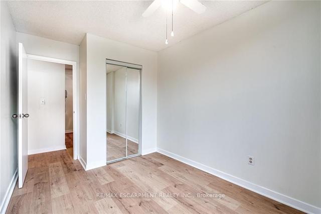 305 - 23 Main St, Condo with 2 bedrooms, 1 bathrooms and 1 parking in Hamilton ON | Image 11